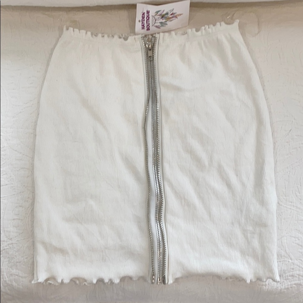 Fitted White Zip Up Skirt